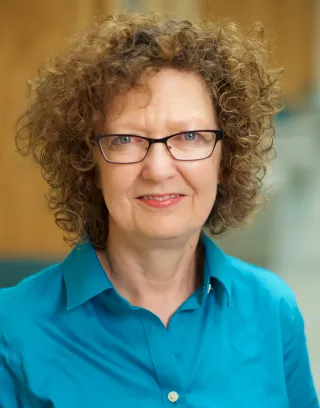 Dr. Fiona MacPhail