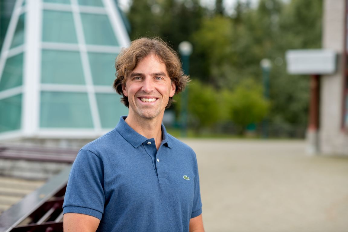 Dr. Tristan Pearce