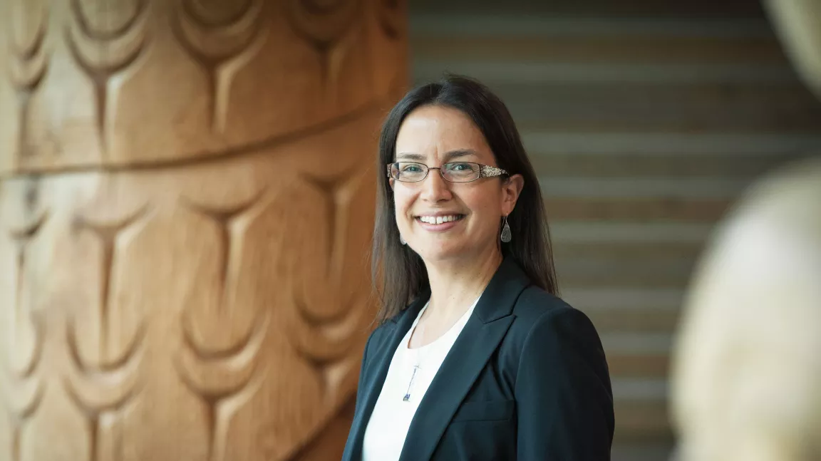 Dr. Nadine Caron