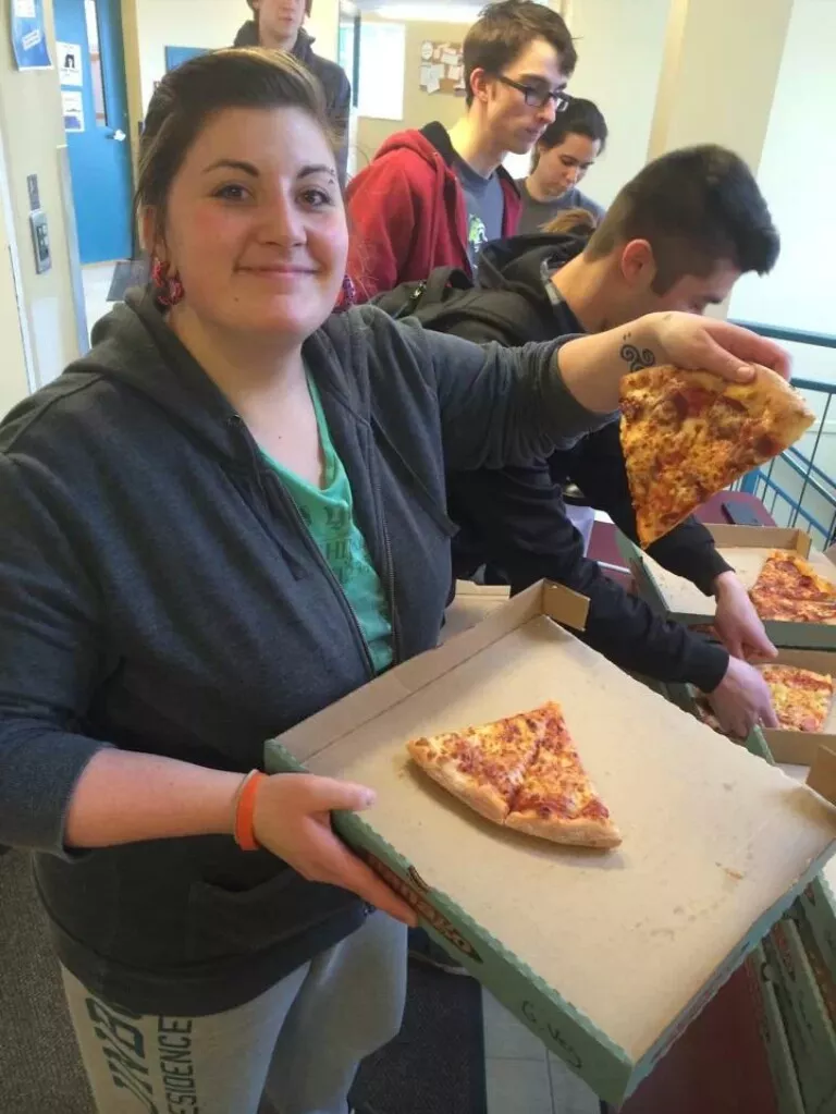 Neyoh wins CCN competition at UNBC Pizza time in Neyoh at UNBC