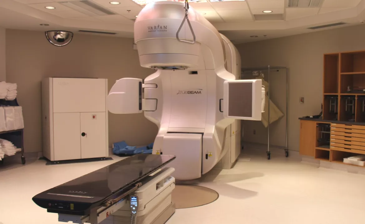 Linear accelerator machine