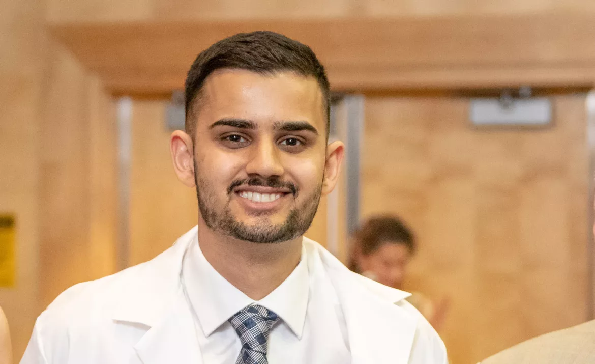 Dr. Domnick Manhas Dr. Domnick Manhas