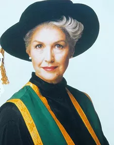 Iona Campagnolo