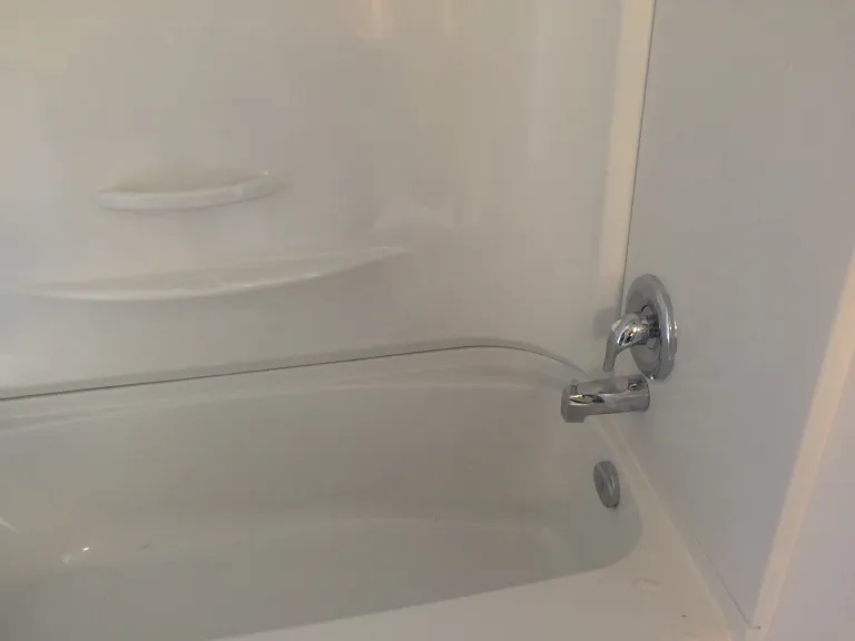 Tub