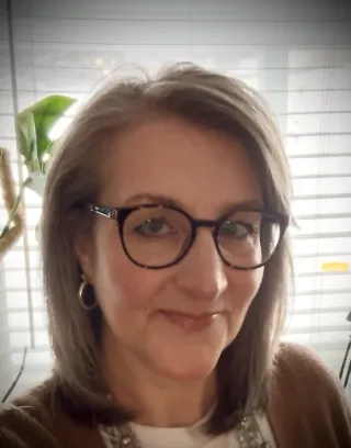 Melanie Raymond