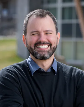 Dr. Pedro Almeida