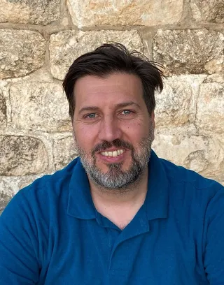 Dr. Tareq Hardan